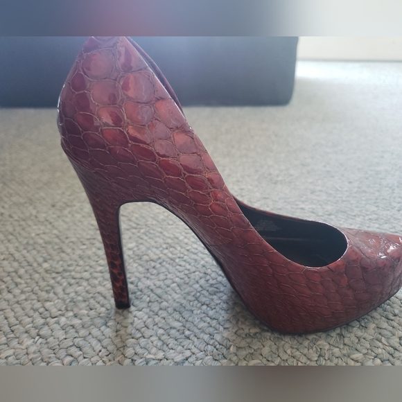 Jessica Simpson heels - Picture 3 of 7